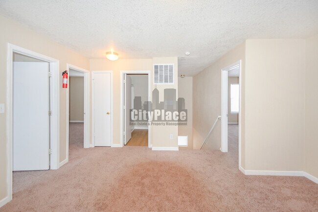 Building Photo - 11324 Roundwood Ct