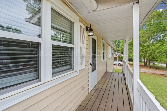 Building Photo - 1321 Timbercrest Dr