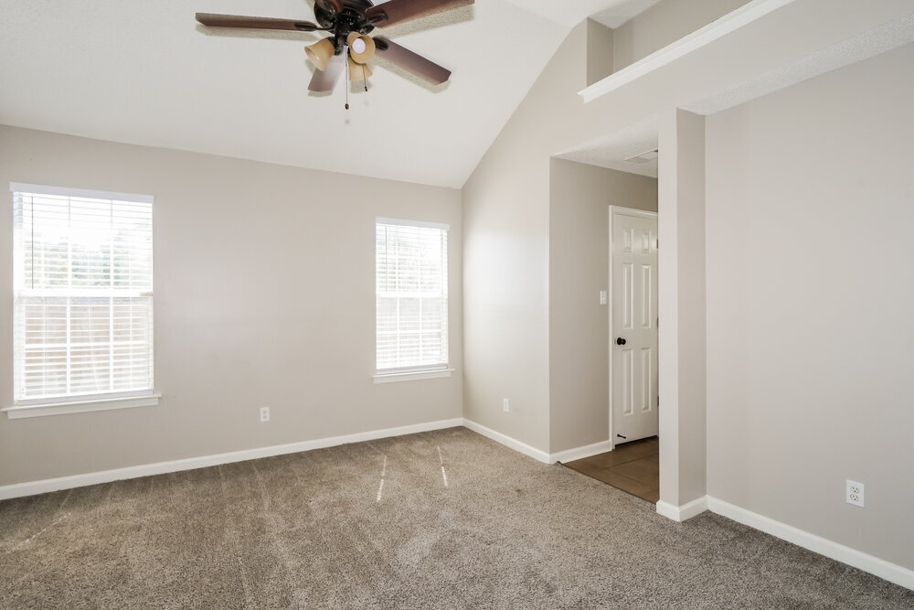 Building Photo - 6931 Gallop Dr