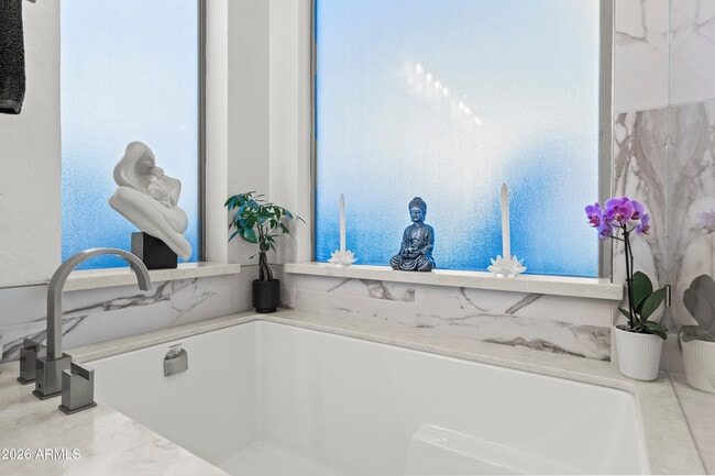 Building Photo - 7716 E Phantom Way