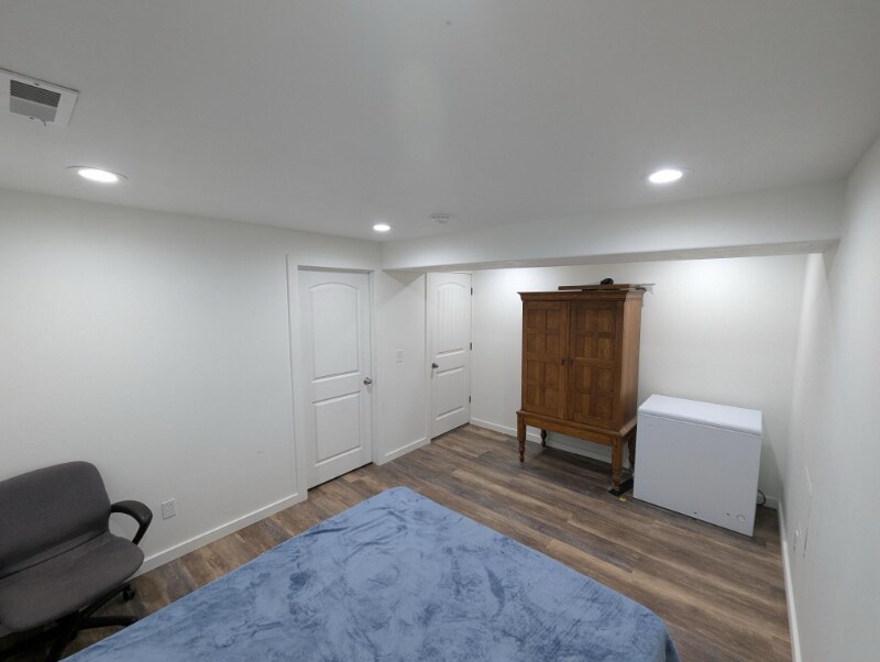 Building Photo - 1297 S 1050 W