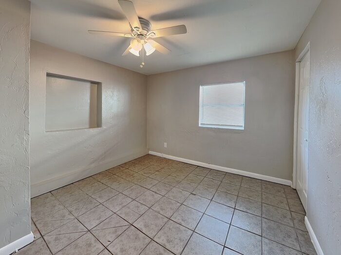 Building Photo - 704 Butler St