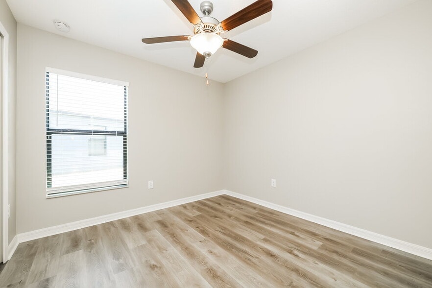 Building Photo - 12623 Lemon Pepper Dr