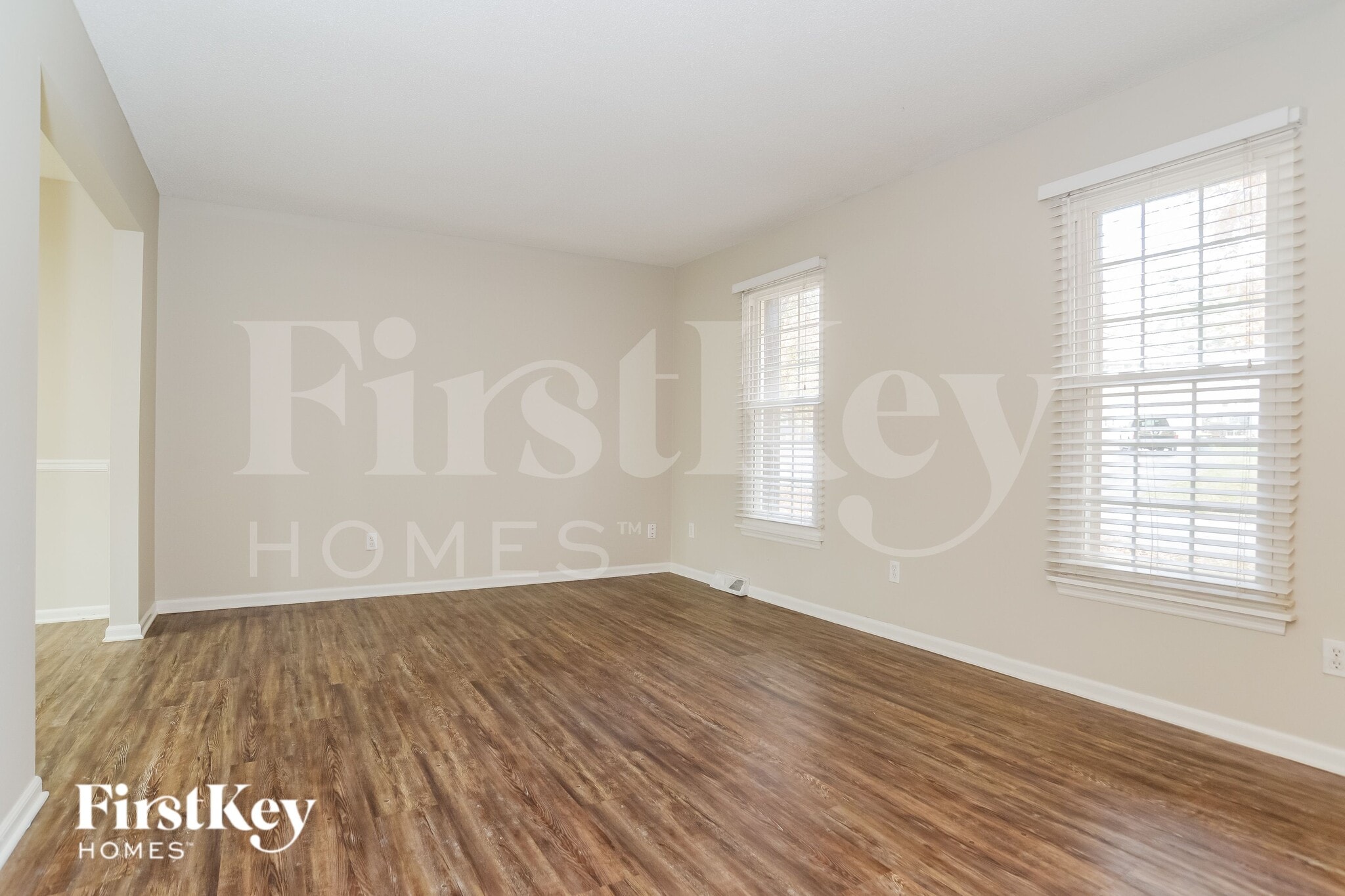 Building Photo - 5912 Walnut Creek Cir