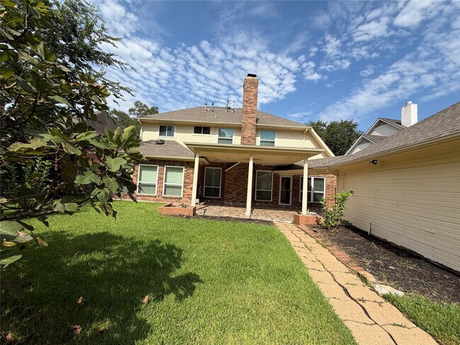 Building Photo - 3739 Elkins Rd