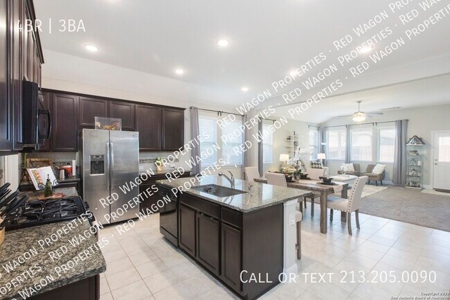 Building Photo - 9006 La Junta