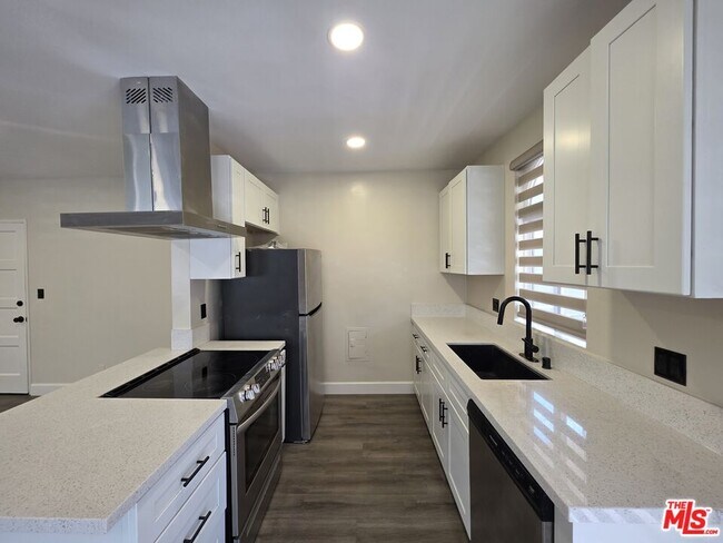 Building Photo - 2228 20th St