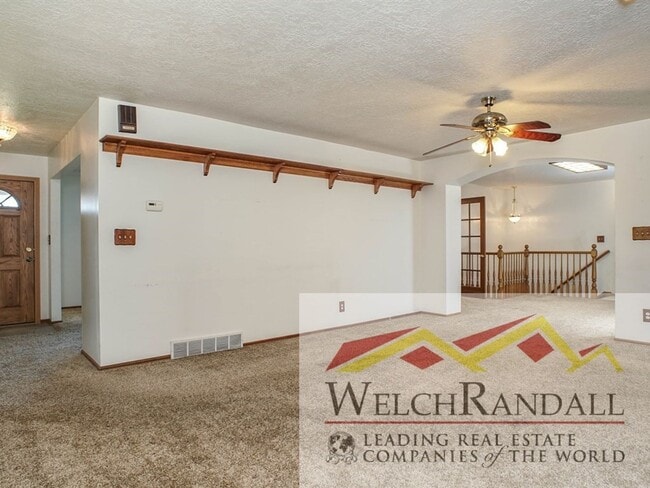 Building Photo - Beautiful 4 Bedroom Home in Layton