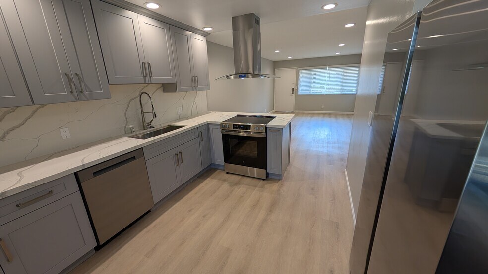 Kitchen to living - 676 Grand Fir Ave