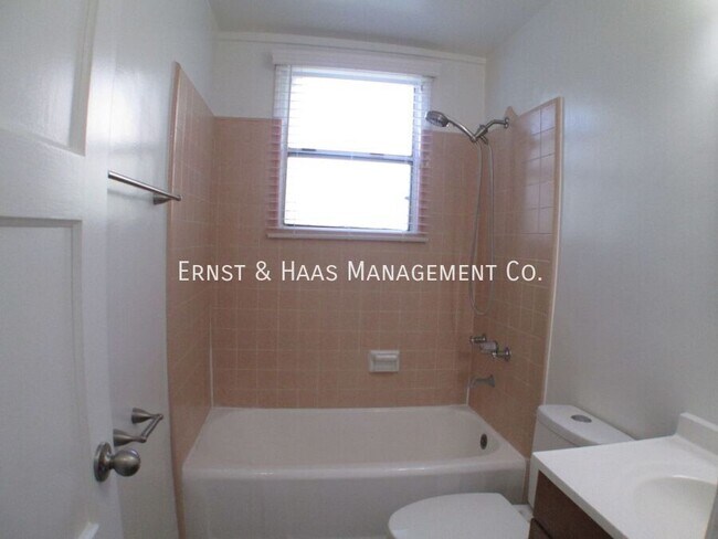 Building Photo - 4531 N Banner Dr