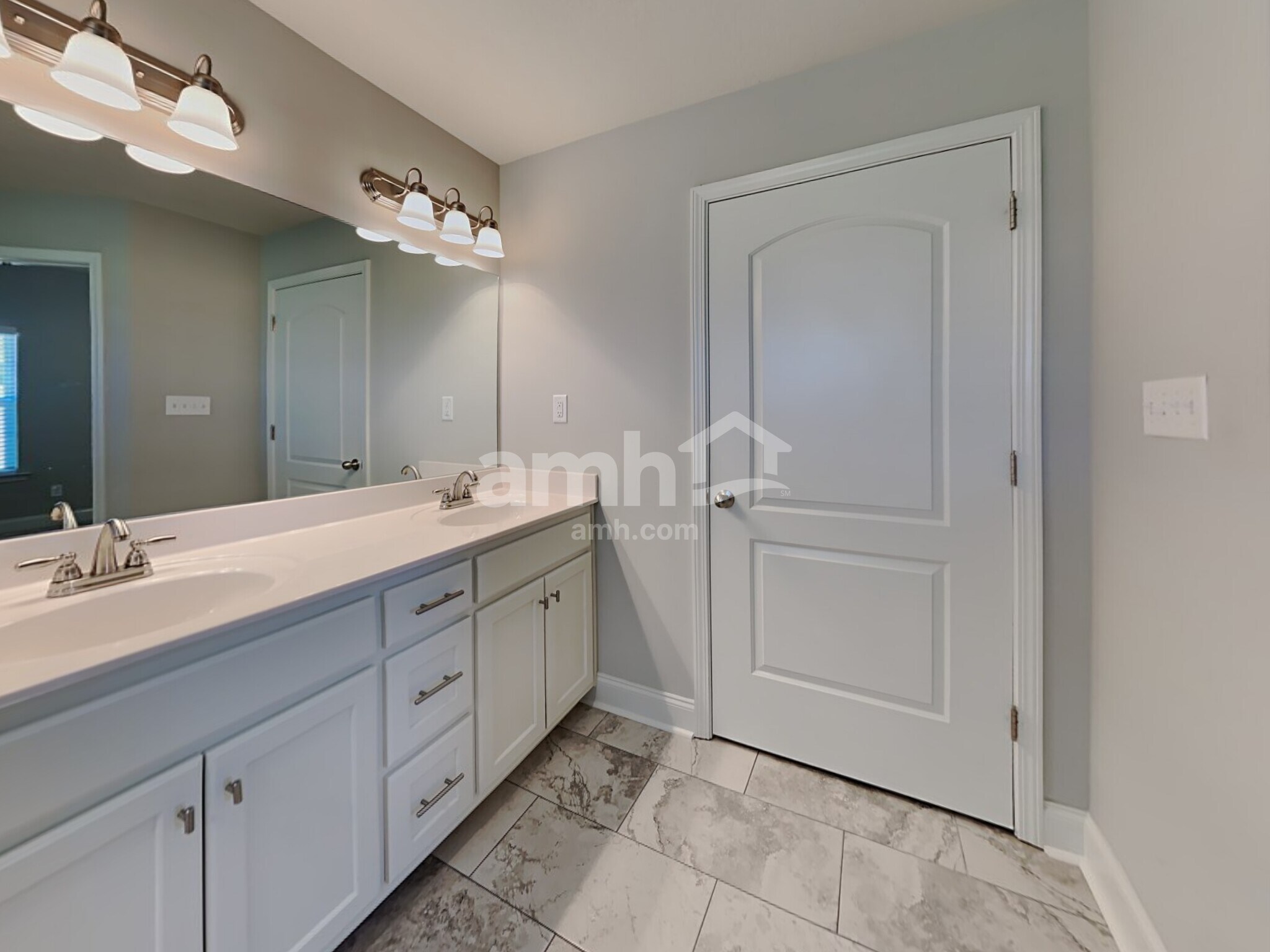 Building Photo - 3670 Dorrie Cir