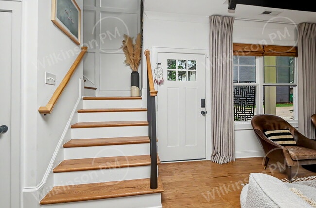 Building Photo - Luxurious & Upscale 3Br/2.5Bth, Perfect for Corporate Relocation, Professional Athlete, Successfu...