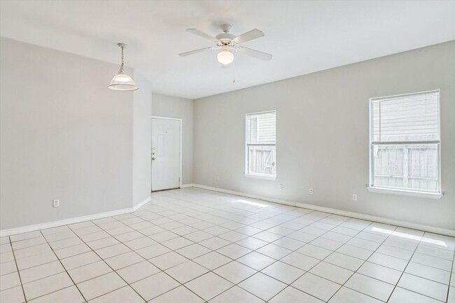 Building Photo - 13986 Fortuna Bay Dr