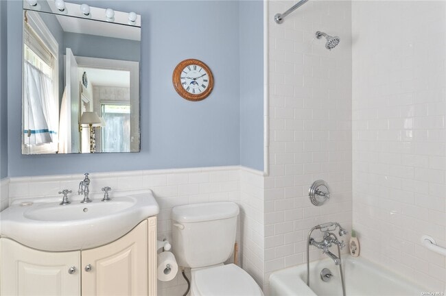 Building Photo - 50 Evergreen Ave