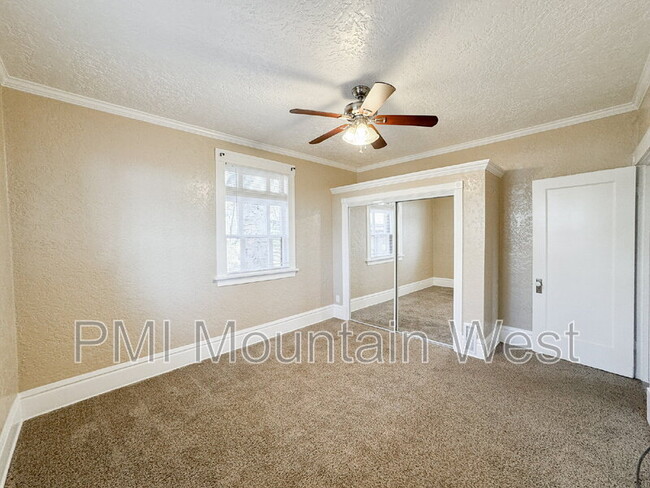Building Photo - 163 S 200 E