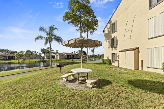 Building Photo - 603 Sea Pine Way