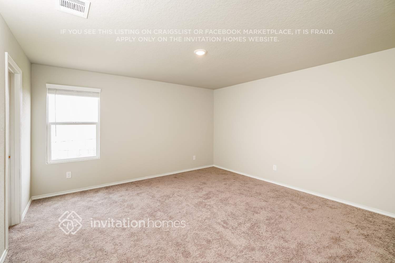 Building Photo - 13702 Bucket Way