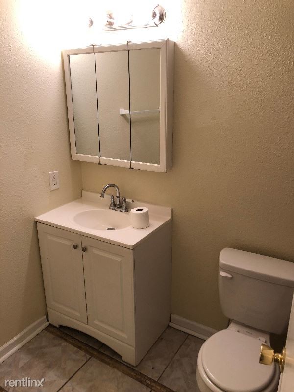 Building Photo - 3241 Lupine Dr