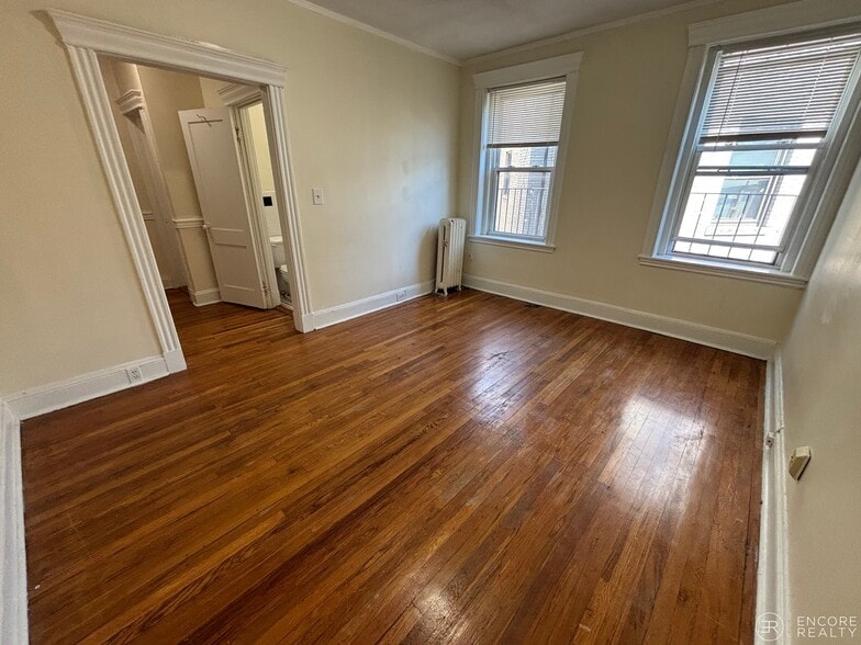 Building Photo - 360 Riverway