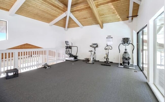 Building Photo - 1400 Carpentier St