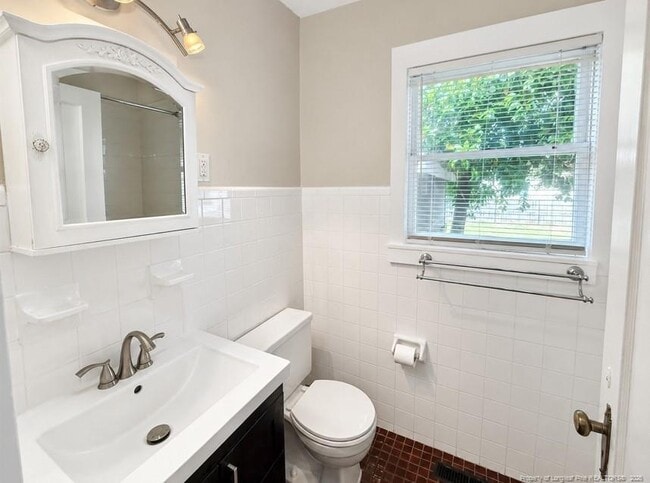 Building Photo - 2534 McNeill Cir