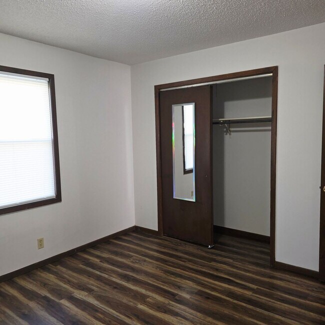 Building Photo - Cairo-1430/1432