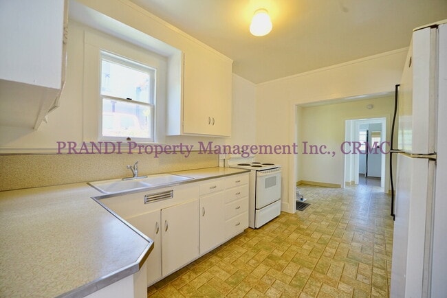 Building Photo - Bay View Beauty in Sausalito with Private ...