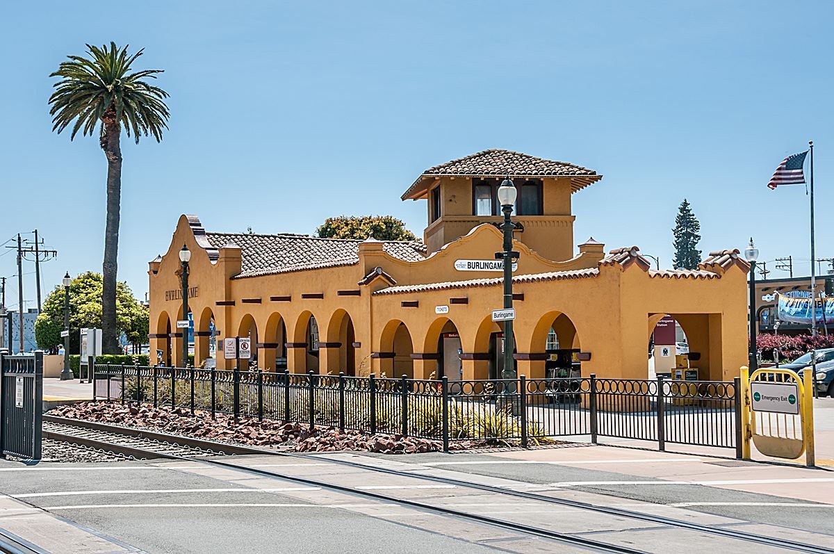 Building Photo - 950 Chula Vista Ave