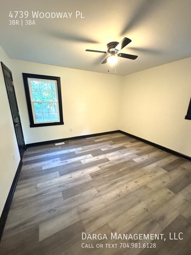 Building Photo - 4739 Woodway Pl