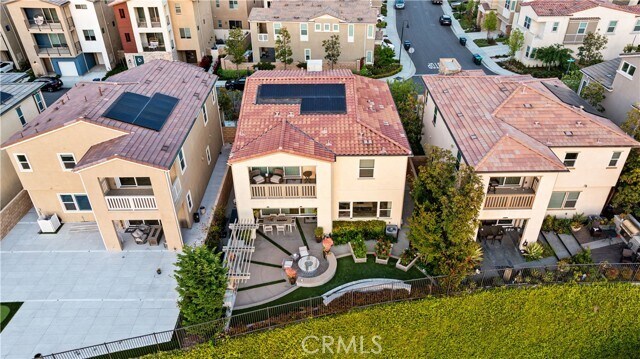 Building Photo - 539 Serrano Summit Dr