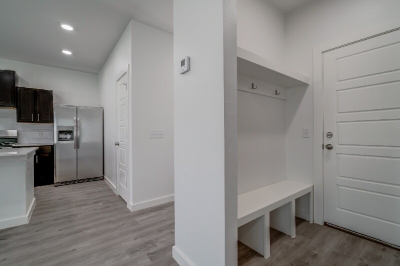 Building Photo - 13520 Vinita Dr