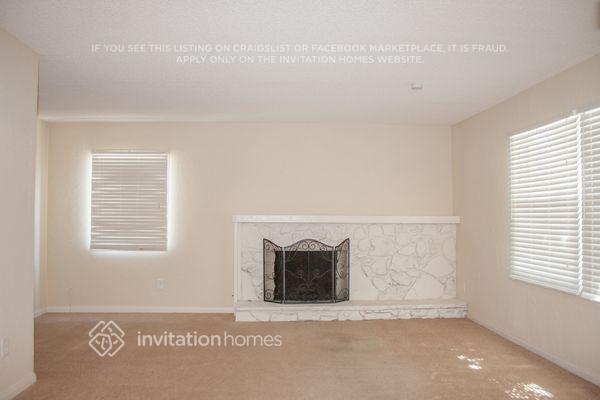 Building Photo - 5221 Dresden Pl