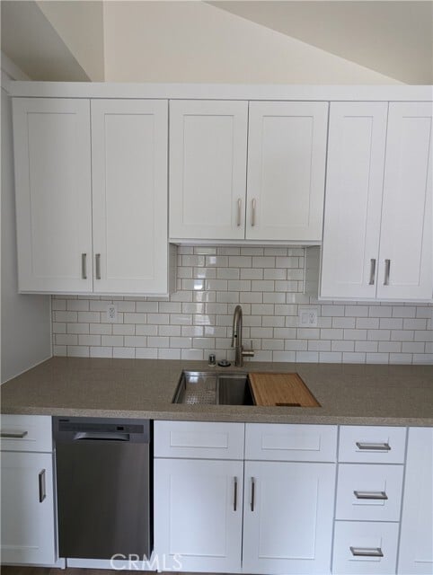 Building Photo - 1211 N Maple St