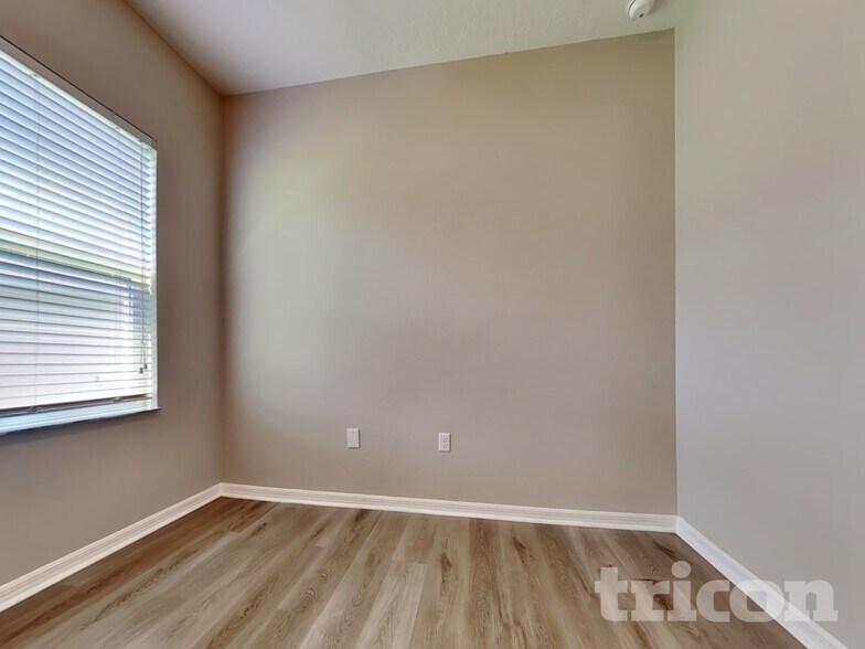 Building Photo - 13253 Waterford Castle Dr