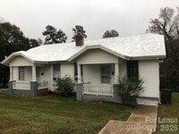 Building Photo - 656 E Sharpe St