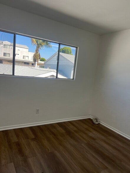 Building Photo - 3568 Vinton Ave