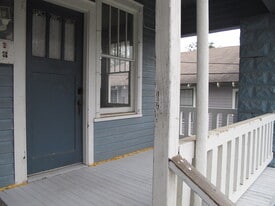 Building Photo - 2019 Oleander St