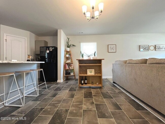 Building Photo - 784 Conductor Ct