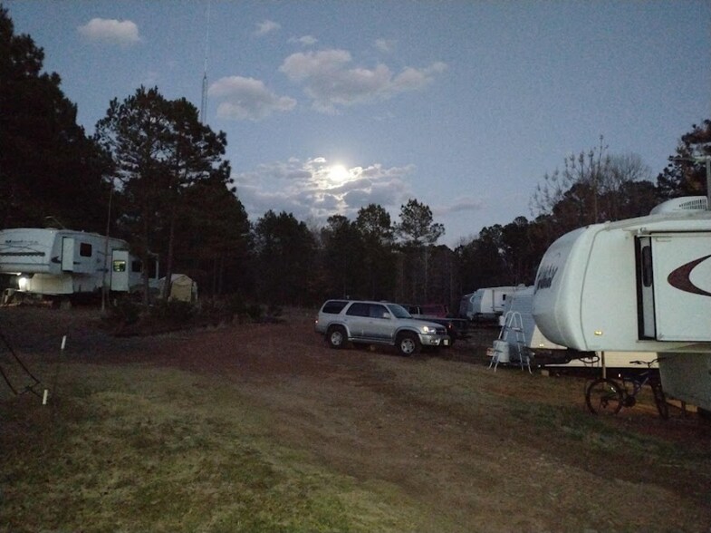 Building Photo - 379 Co Rd 3425