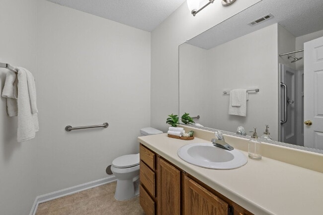 Building Photo - 67 Crystal Oaks Ct