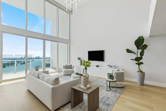 Building Photo - 1040 Biscayne Blvd