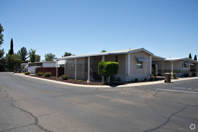 Building Photo - Phoenix North Mobile Home Park