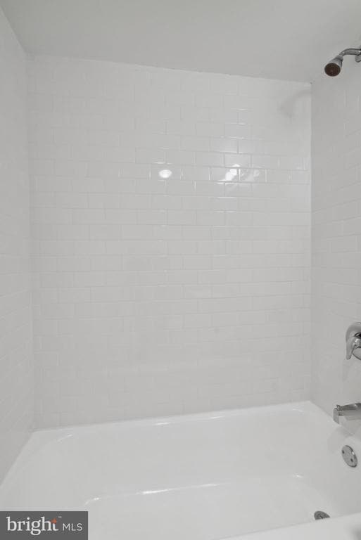 Building Photo - 224 W Rittenhouse Square