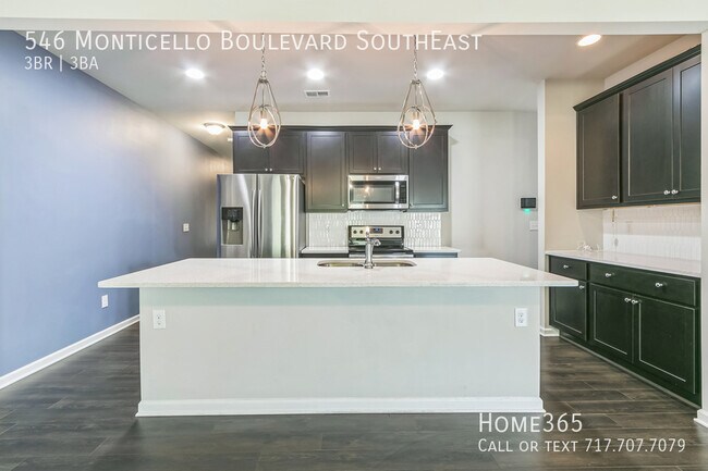 Building Photo - Charming 3-Bed, 2.5-Bath Home in Atlanta's...