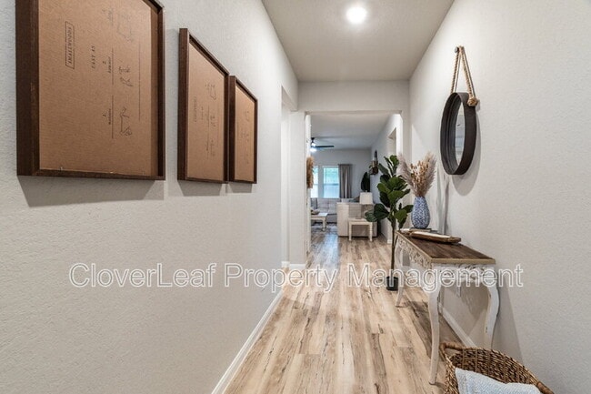 Building Photo - 6059 Ballast Trail