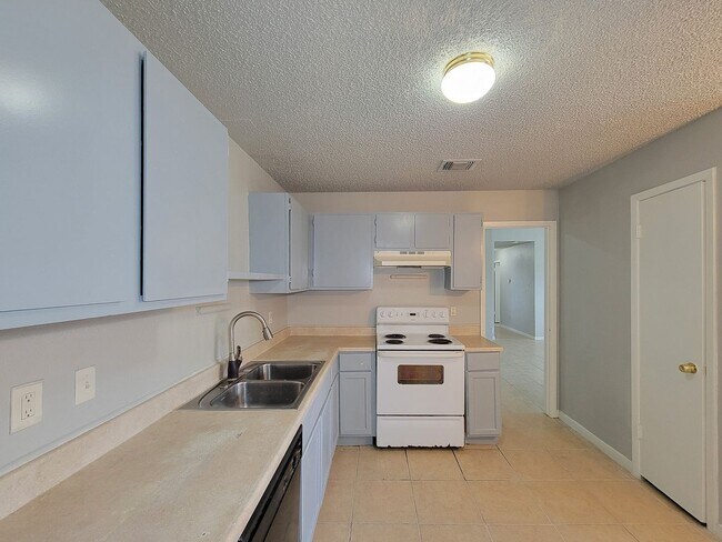 Building Photo - 17706 Glenhagen Ct