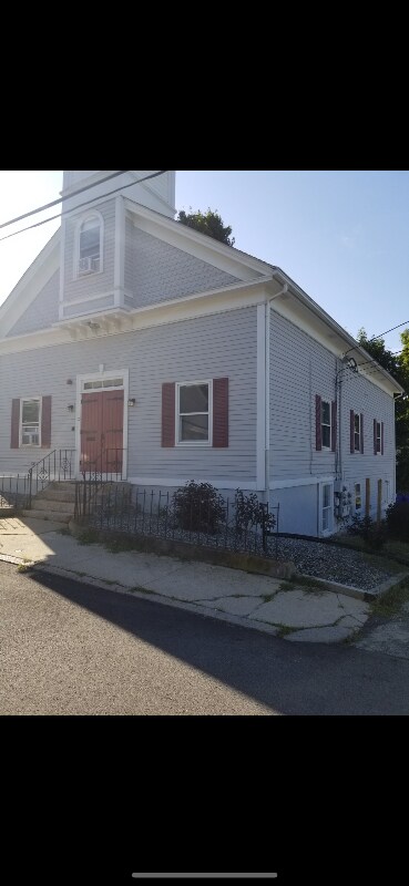 Building Photo - 15 Nestor St