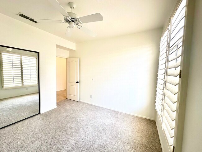 Building Photo - 15058 N 54th Way