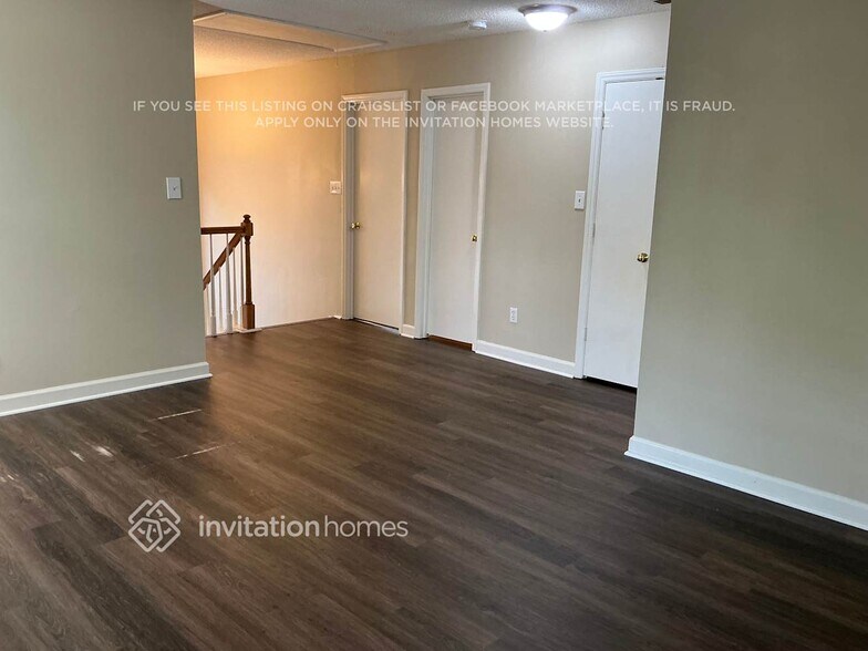 Building Photo - 12000 Cartgate Ln