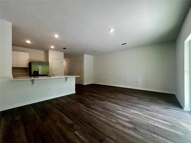 Building Photo - 2959 Canary Ave